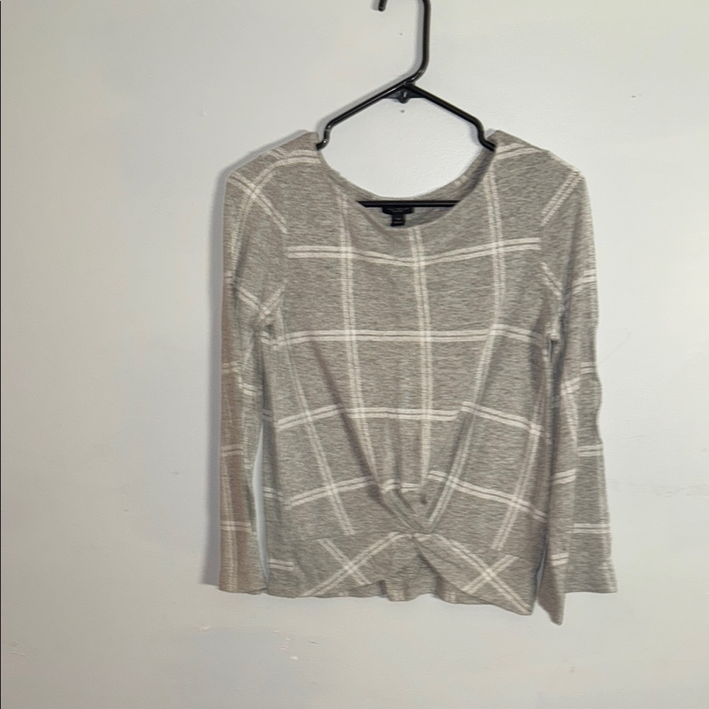 Anne Taylor Gray Plaid Long Sleeve Top